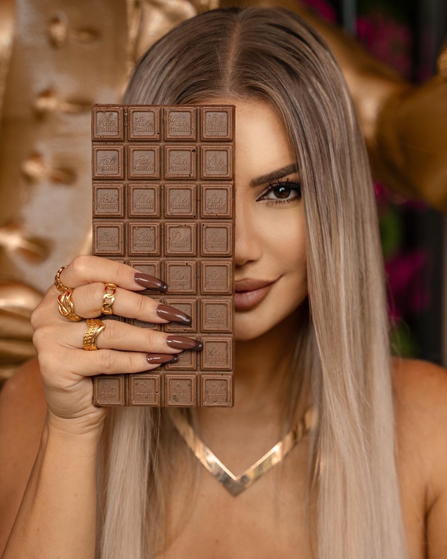 cliomakeup-unghie-cioccolato-autunno-2023-teamclio-11