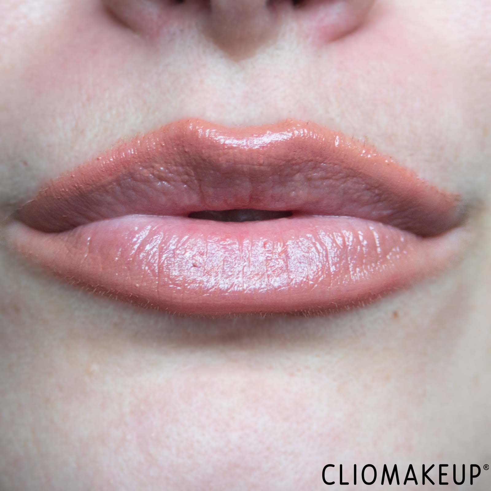 cliomakeup-recensione-balsamo-labbra-labello-vanilla-butter-cream-12