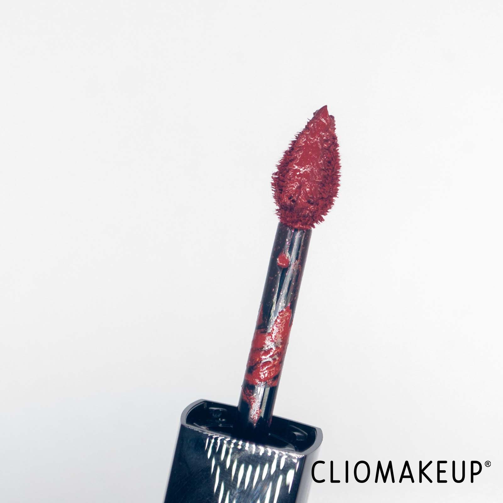 cliomakeup-recensione-rossetto-dior-rouge-dior-forever-liquid-finish-pailettes-5