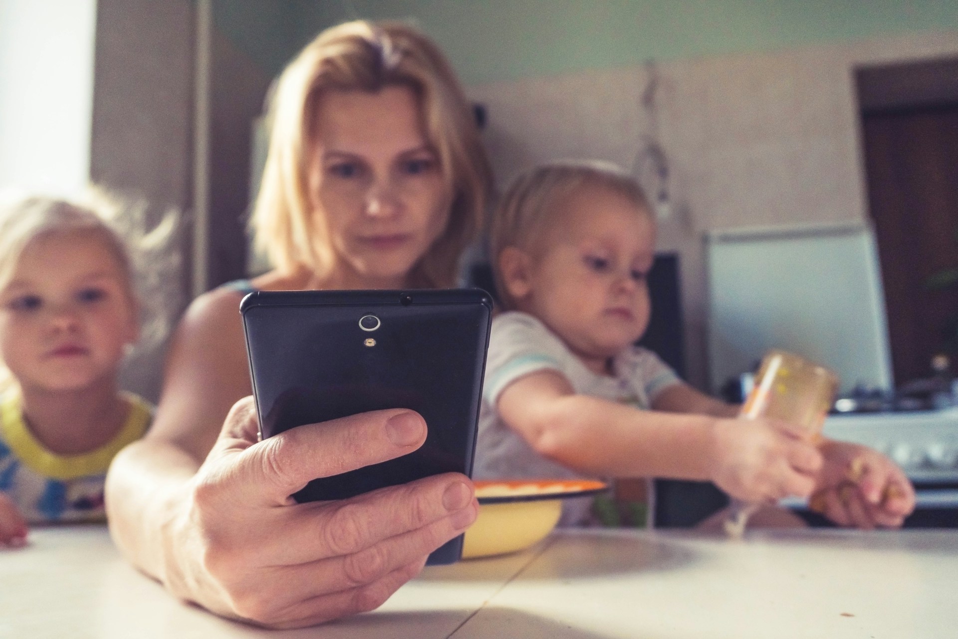 cliomakeup-smartphone-bambini-7