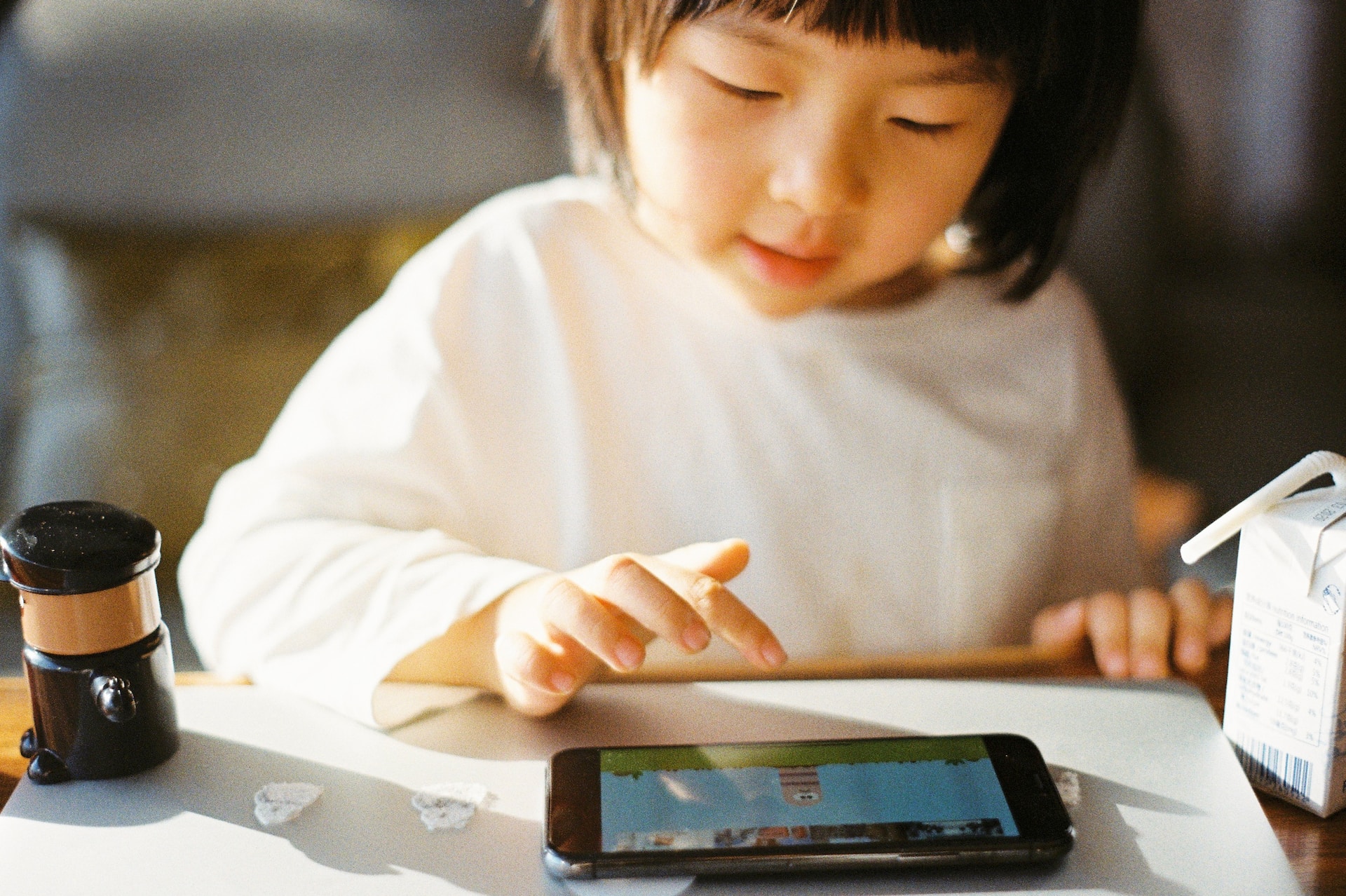 cliomakeup-smartphone-bambini-8