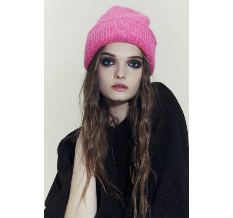 cliomakeup-cuffia-donna-inverno-2024-zara