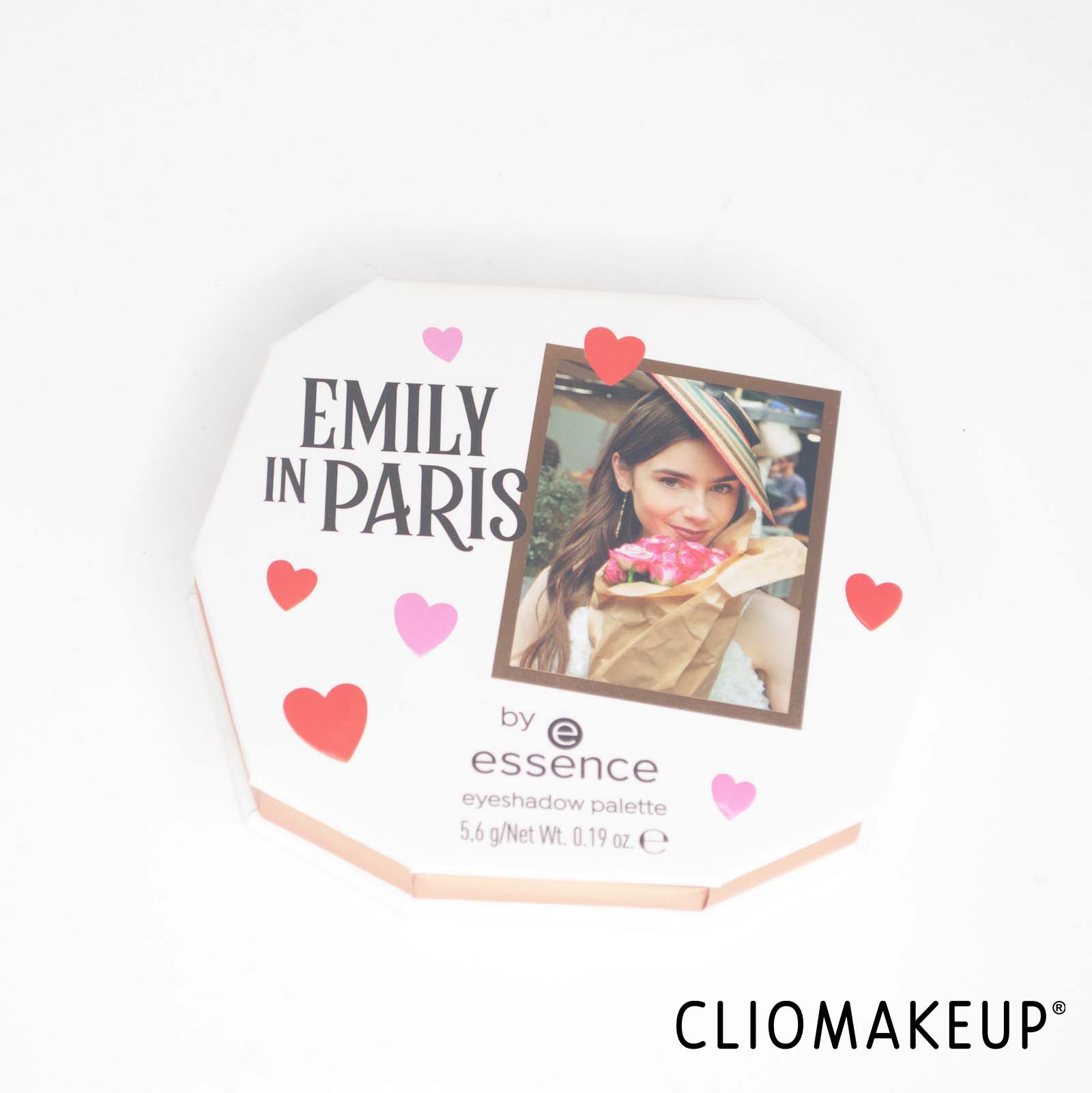cliomakeup-recensione-palette-essence-emily-in-paris-eyeshadow-palette-2