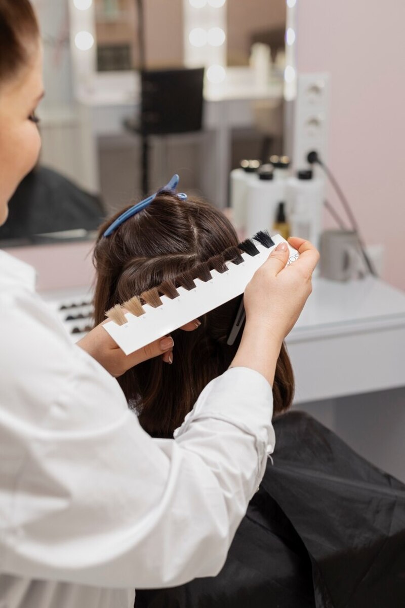 cliomakeup-come-passare-dal-castano-al-biondo-tinta