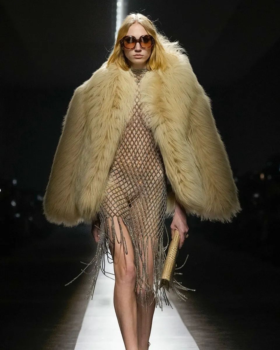 cliomakeup-milano-moda-donna-febbraio-2024-16