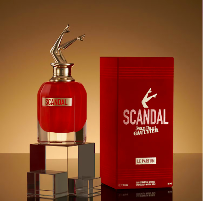 cliomakeup-profumi-che-lasciano-scia-donna-8