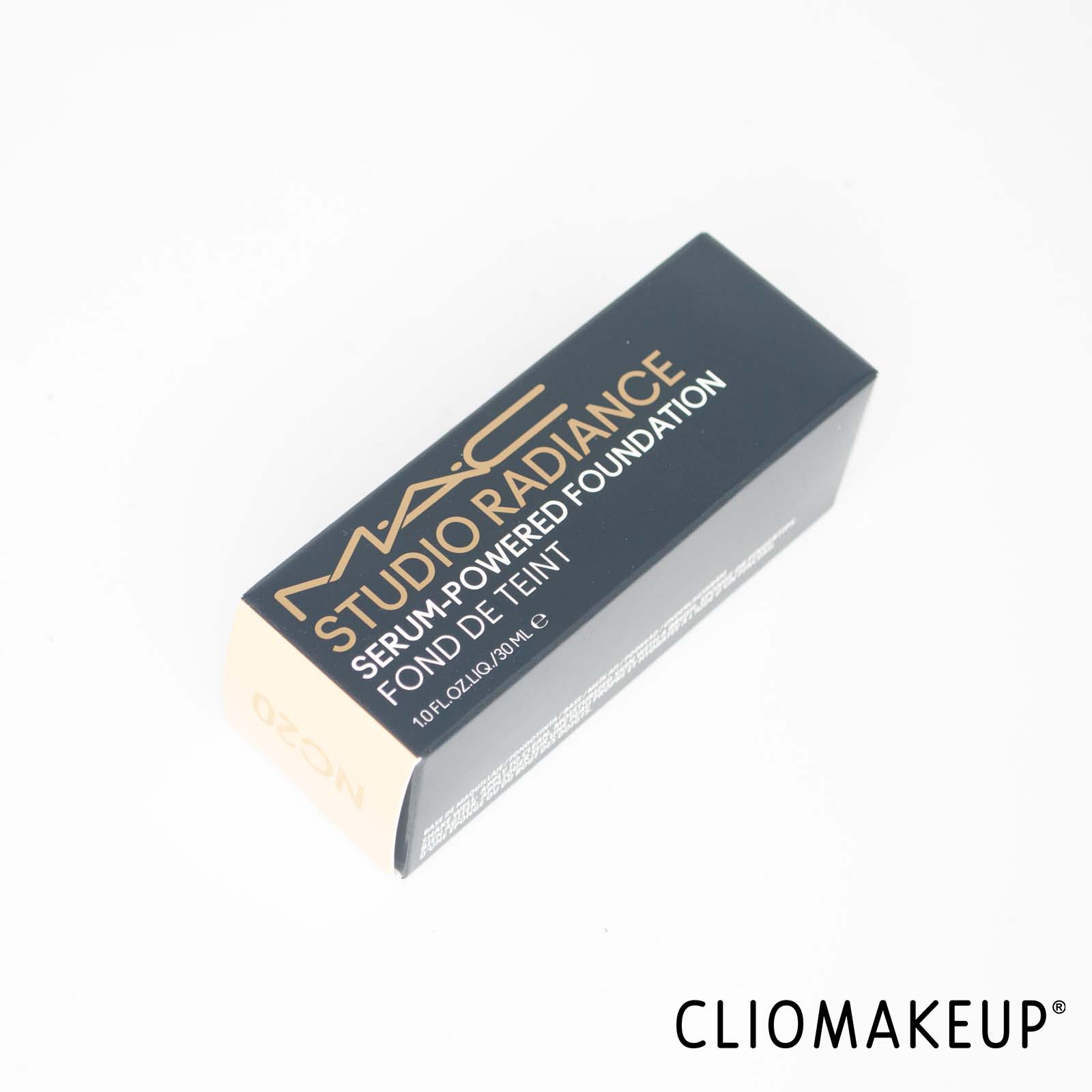 cliomakeup-recensione-fondotinta-mac-studio-radiance-serum-powered-foundation-2