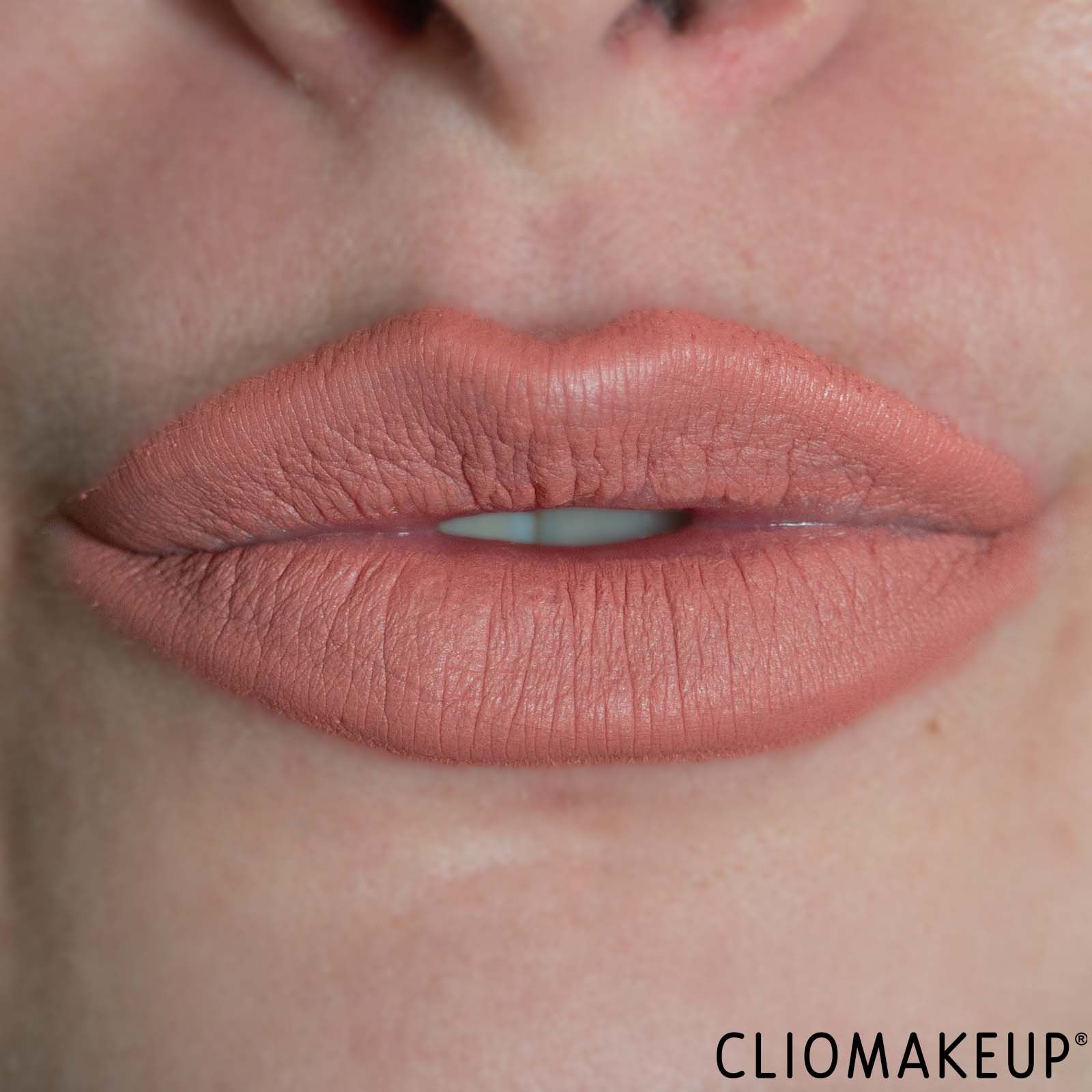 cliomakeup-recensione-matite-labbra-deborah-24-ore-matita-labbra-tenuta-estrema-10
