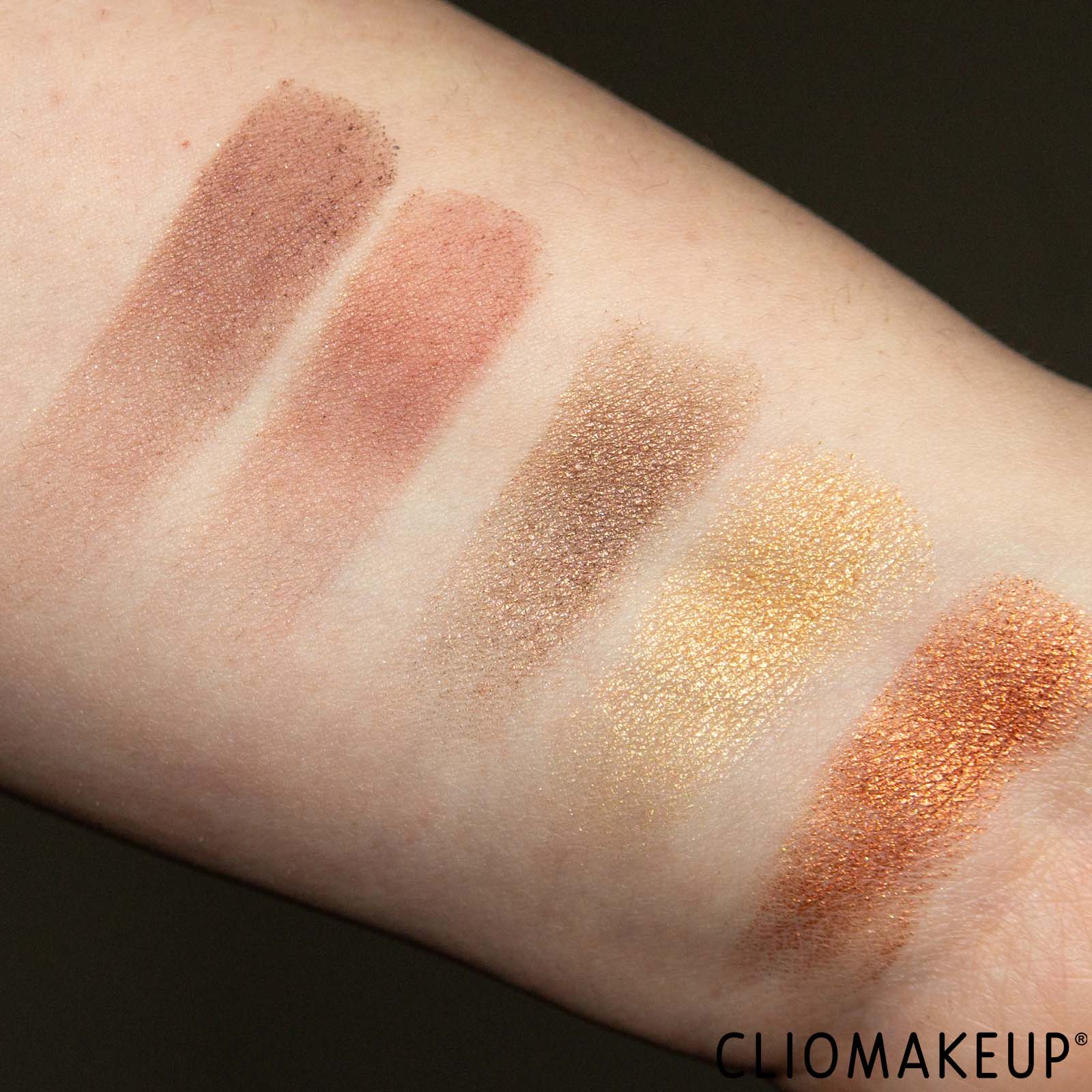 cliomakeup-recensione-palette-naj-oleari-il-cuore-magenta-make-up-palette-7