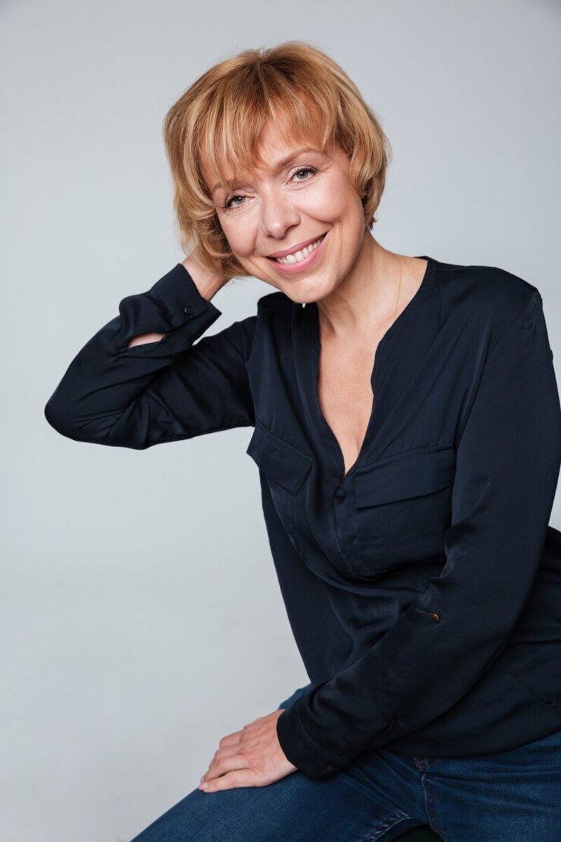 cliomakeup-tagli-capelli-corti-che-invecchiano-bob-mosso