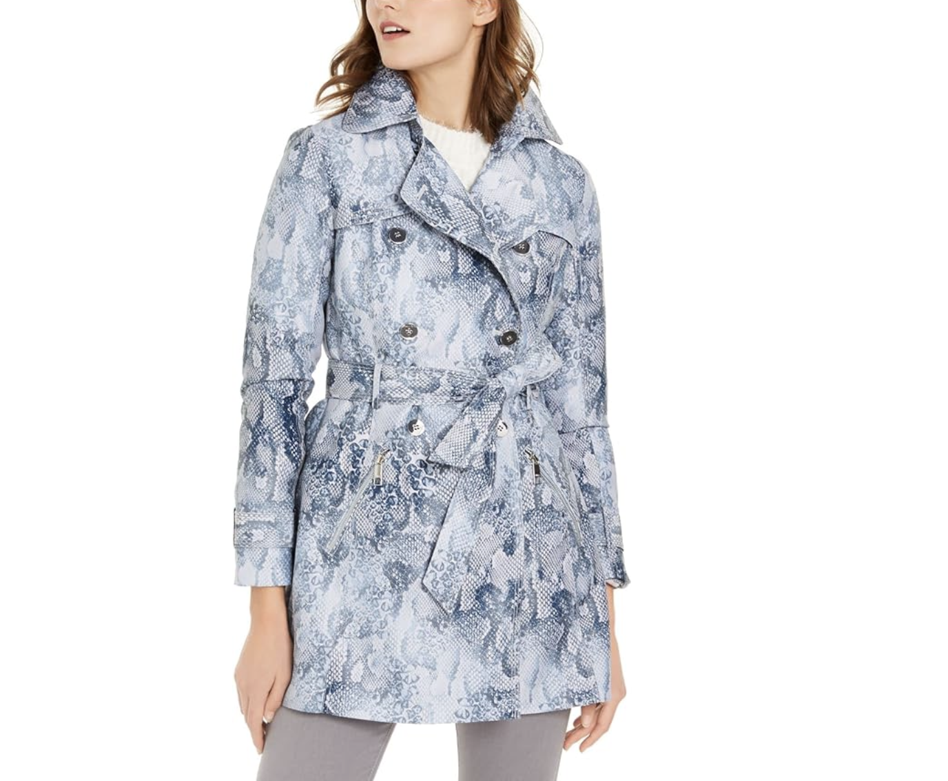 cliomakeup-cappotti-leggeri-primavera-2024-guess