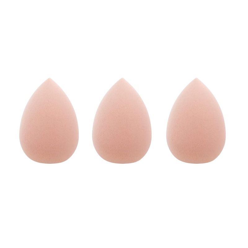 cliomakeup-come-applicare-correttore-pelle-matura-10