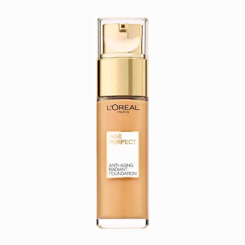 cliomakeup-come-applicare-fondotinta-pelle-matura-l'oreal-age-perfect-radiant-foundation