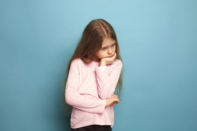 cliomakeup-frasi-non-dire-bambini-piangono-smettila