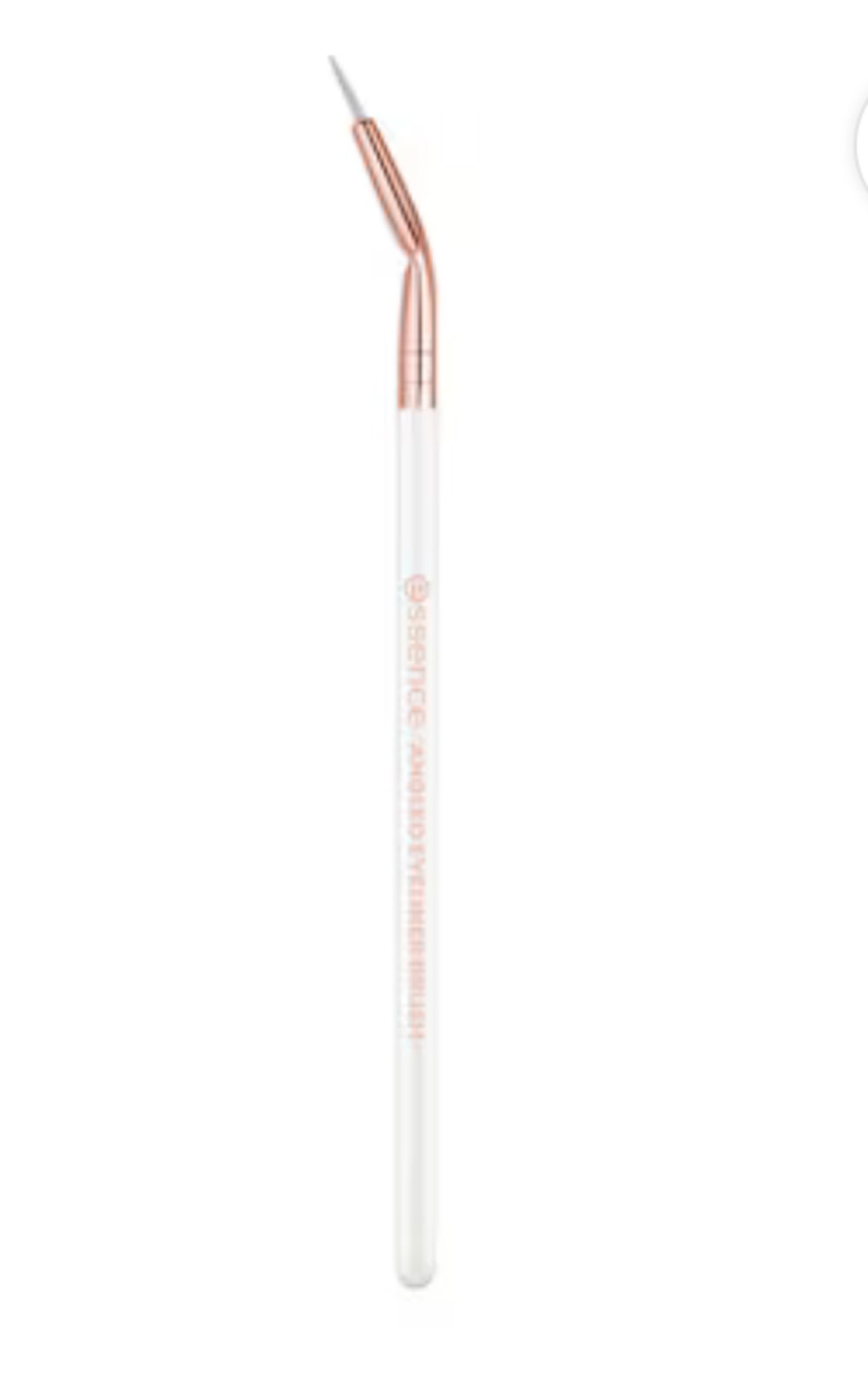 cliomakeup-pennelli-occhi-essence-pennello-angolato