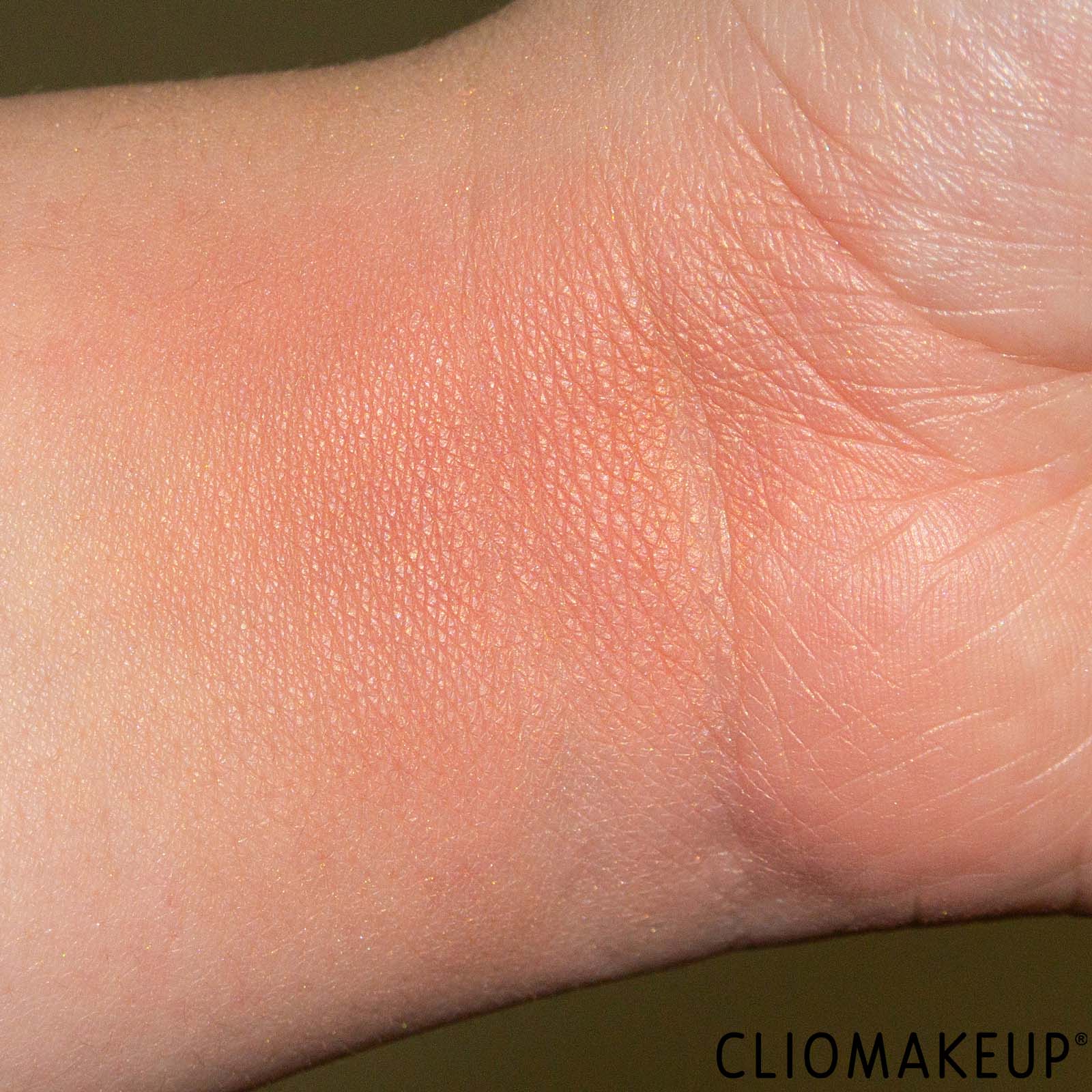 cliomakeup-recensione-blush-catrice-my-jewels-my-rules-pearl-blush-7
