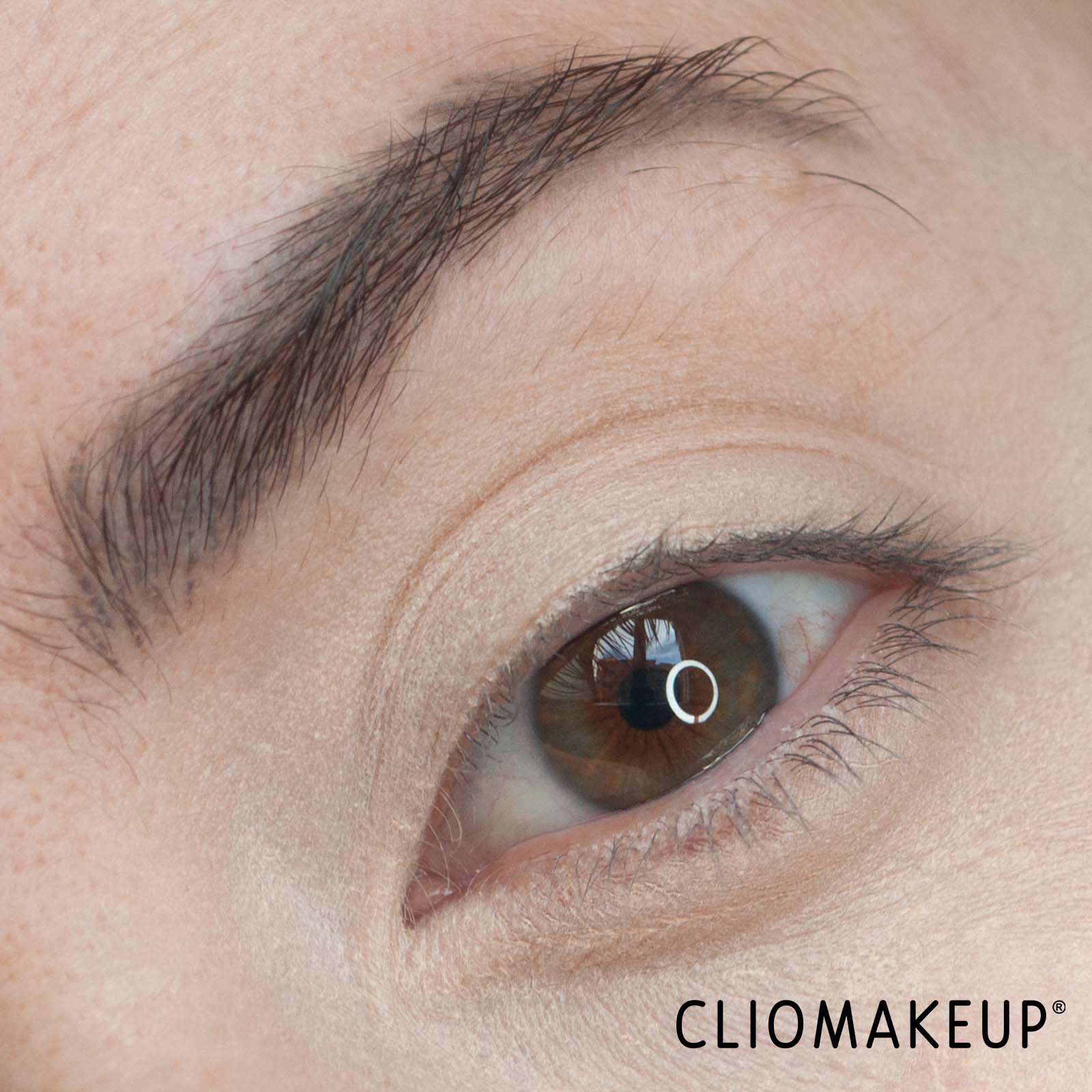 cliomakeup-recensione-correttore-fenty-beauty-were-even-hydrating-longwear-concealer-11
