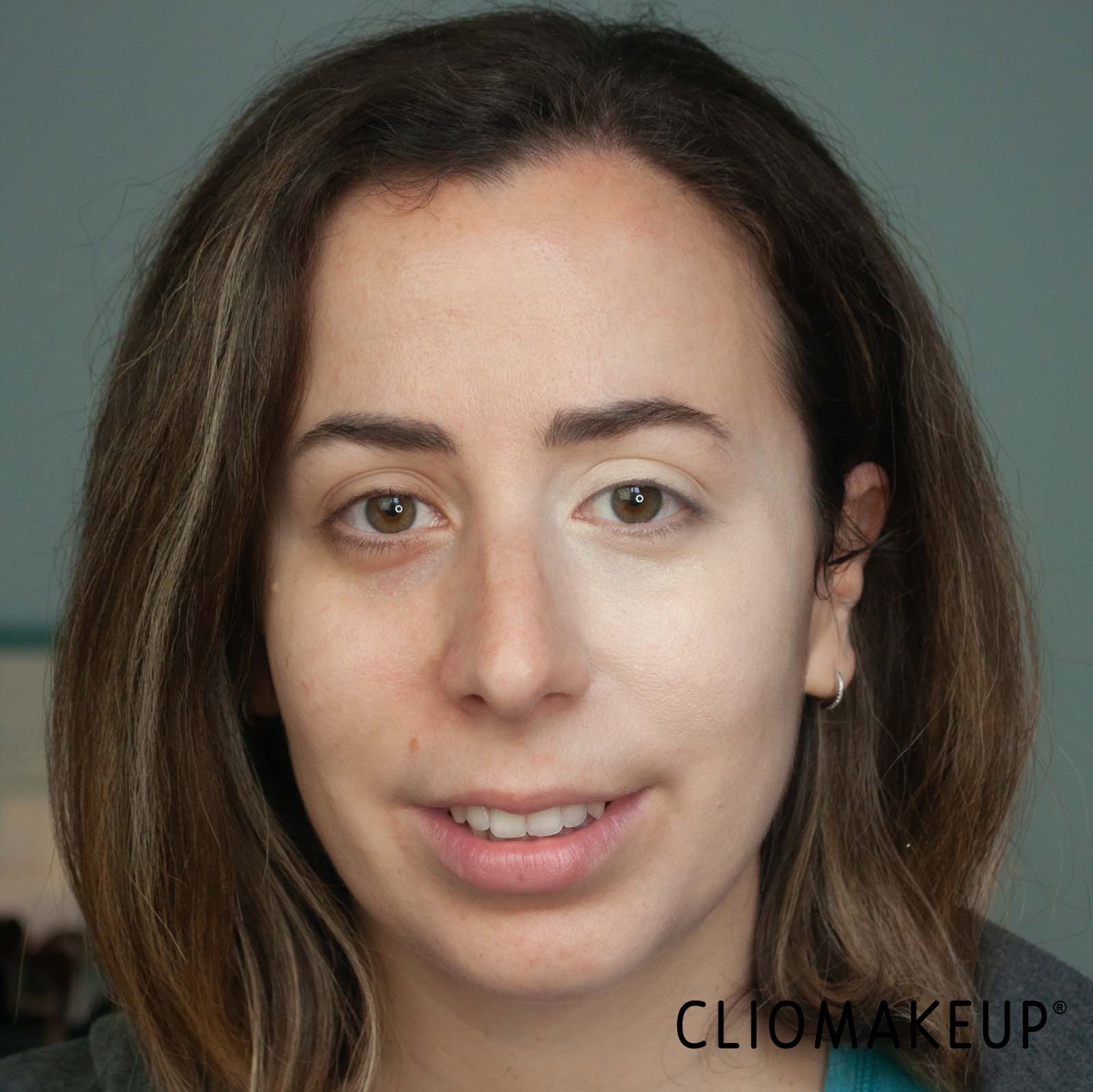 cliomakeup-recensione-correttore-fenty-beauty-were-even-hydrating-longwear-concealer-9