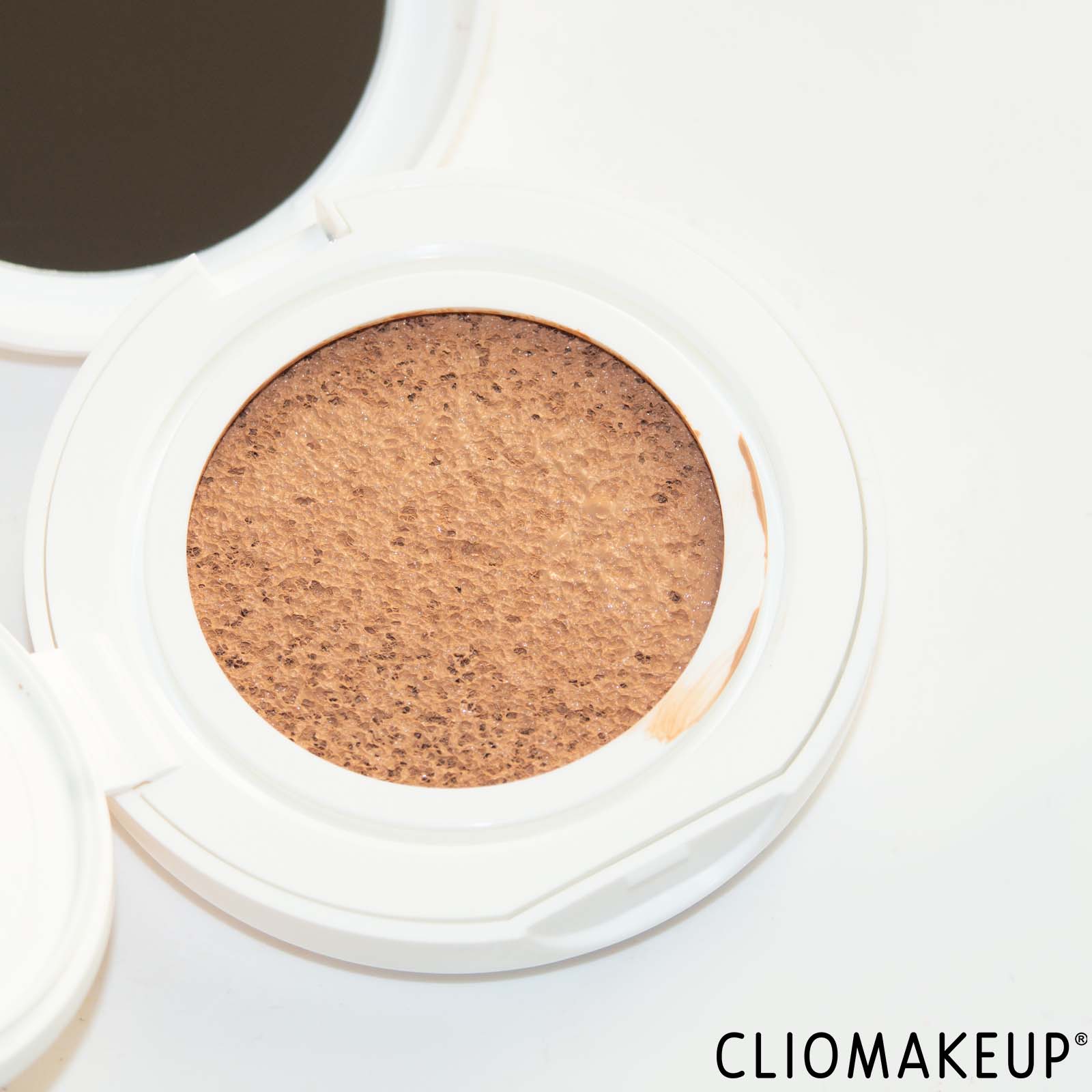 cliomakeup-recensione-fondotinta-nivea-cellular-3-in-1-care-cushion-5