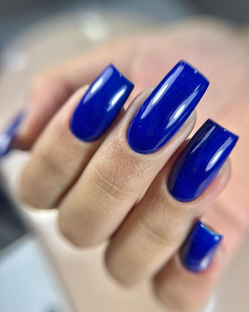 cliomakeup-unghie-blu-2024-persia