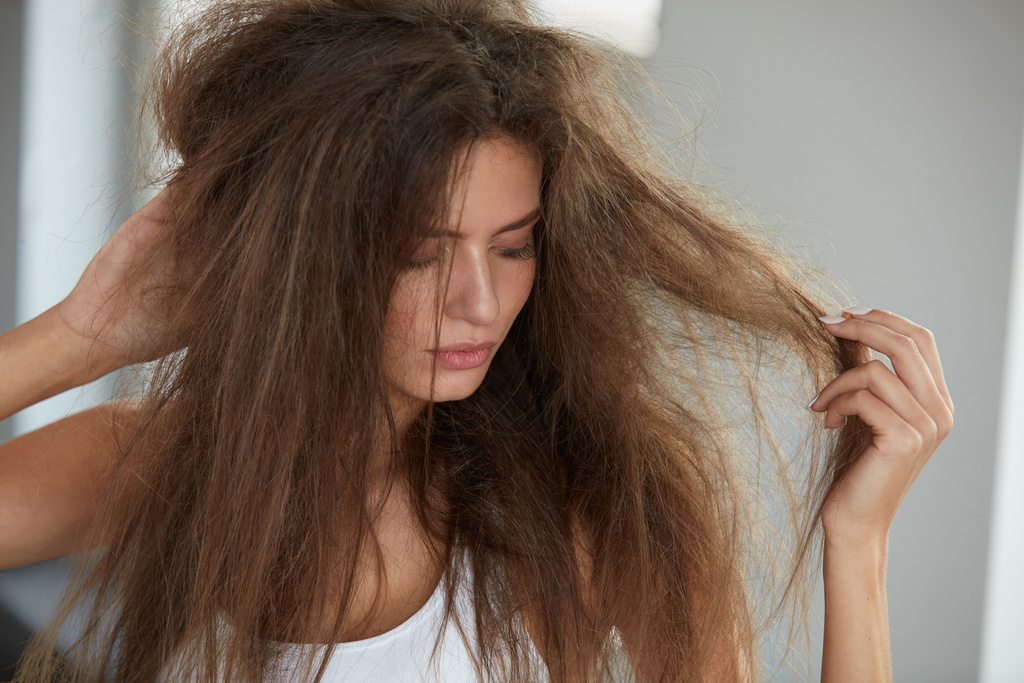 cliomakeup-capelli-che-si-spezzano