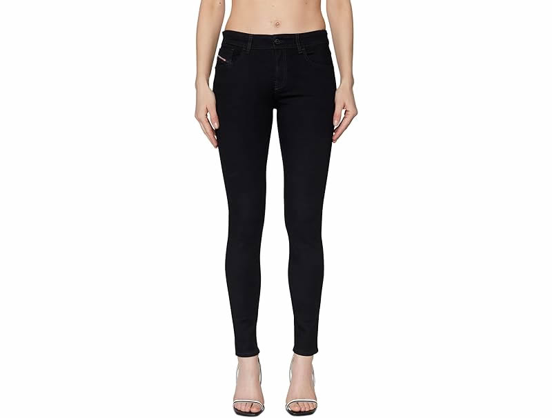 cliomakeup-jeans-neri-primavera-2024-4