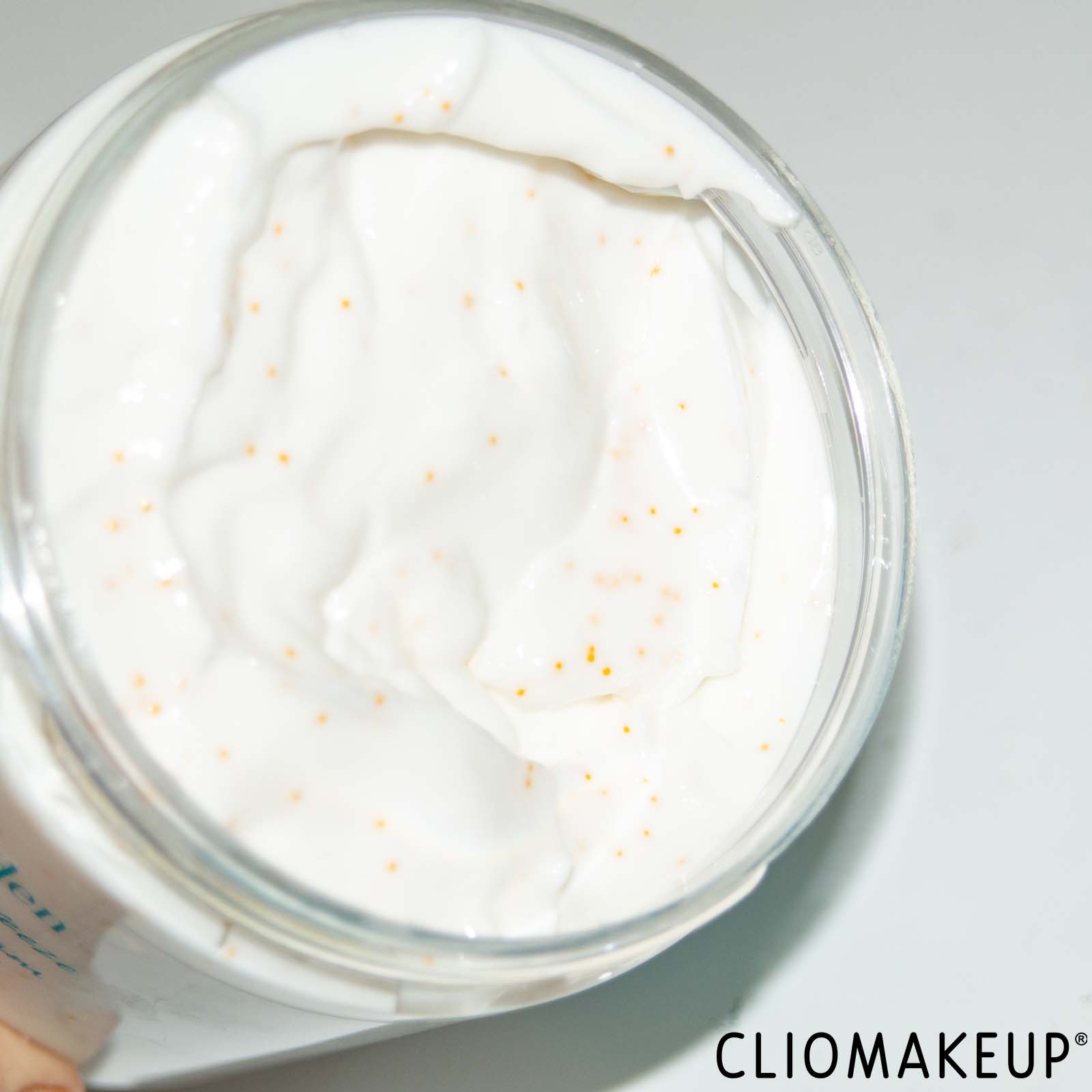 cliomakeup-recensione-crema-corpo-elizabeth-arden-green-tea-coconut-breeze-honey-drops-body-cream-4