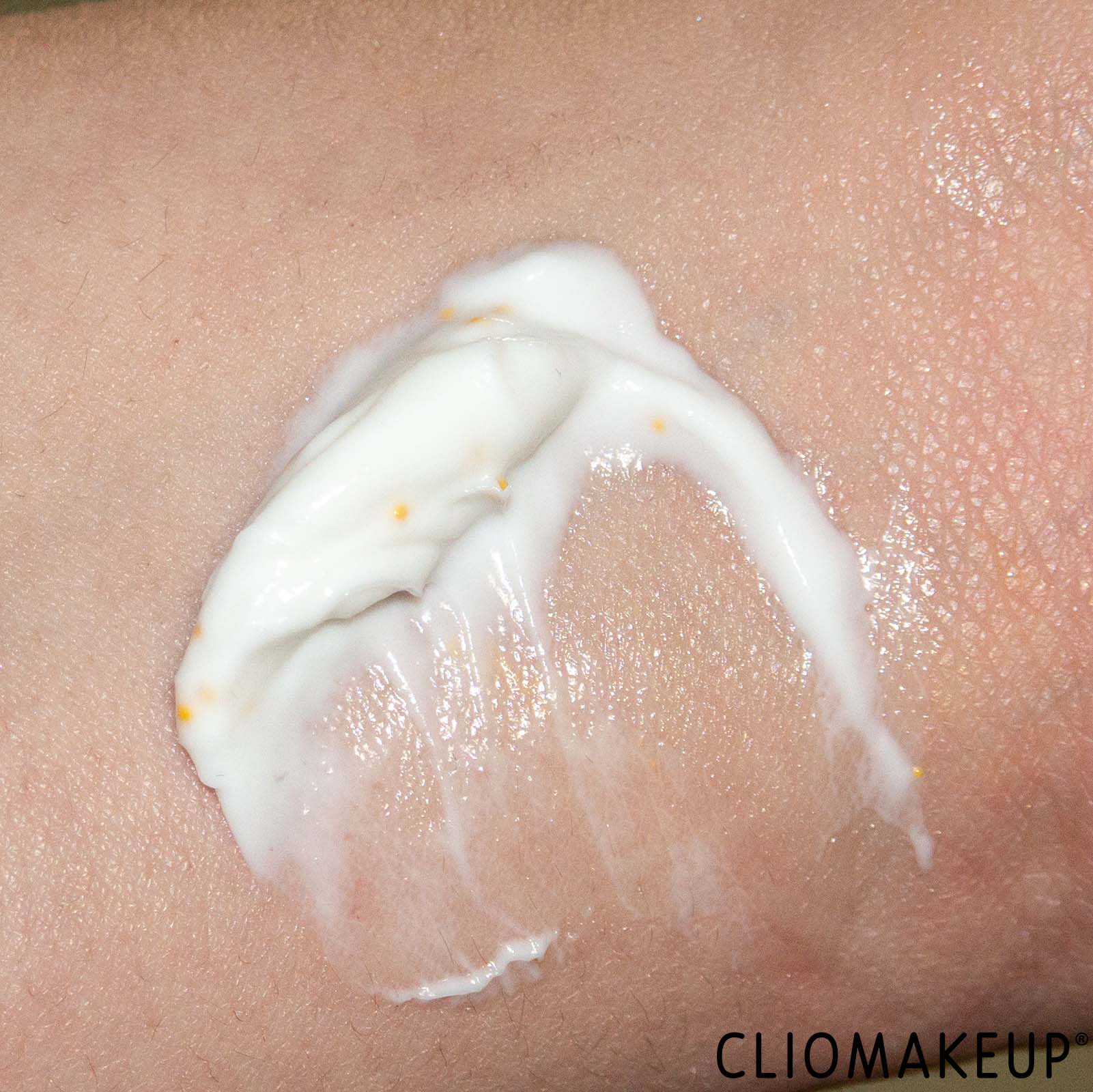 cliomakeup-recensione-crema-corpo-elizabeth-arden-green-tea-coconut-breeze-honey-drops-body-cream-5