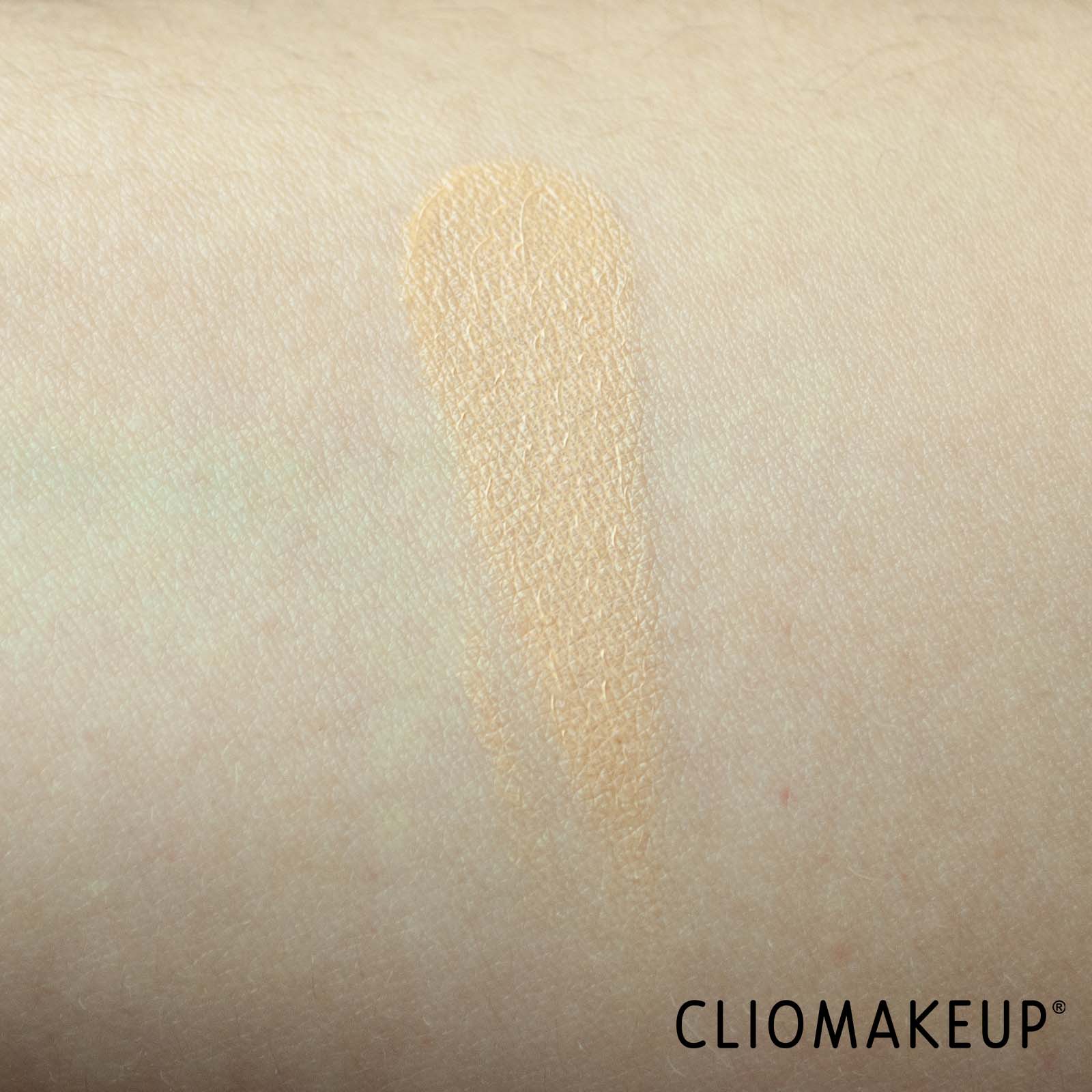 cliomakeup-recensione-fondotinta-yepoda-the-dewy-day-moisturizing-cushion-foundation-spf-30-6