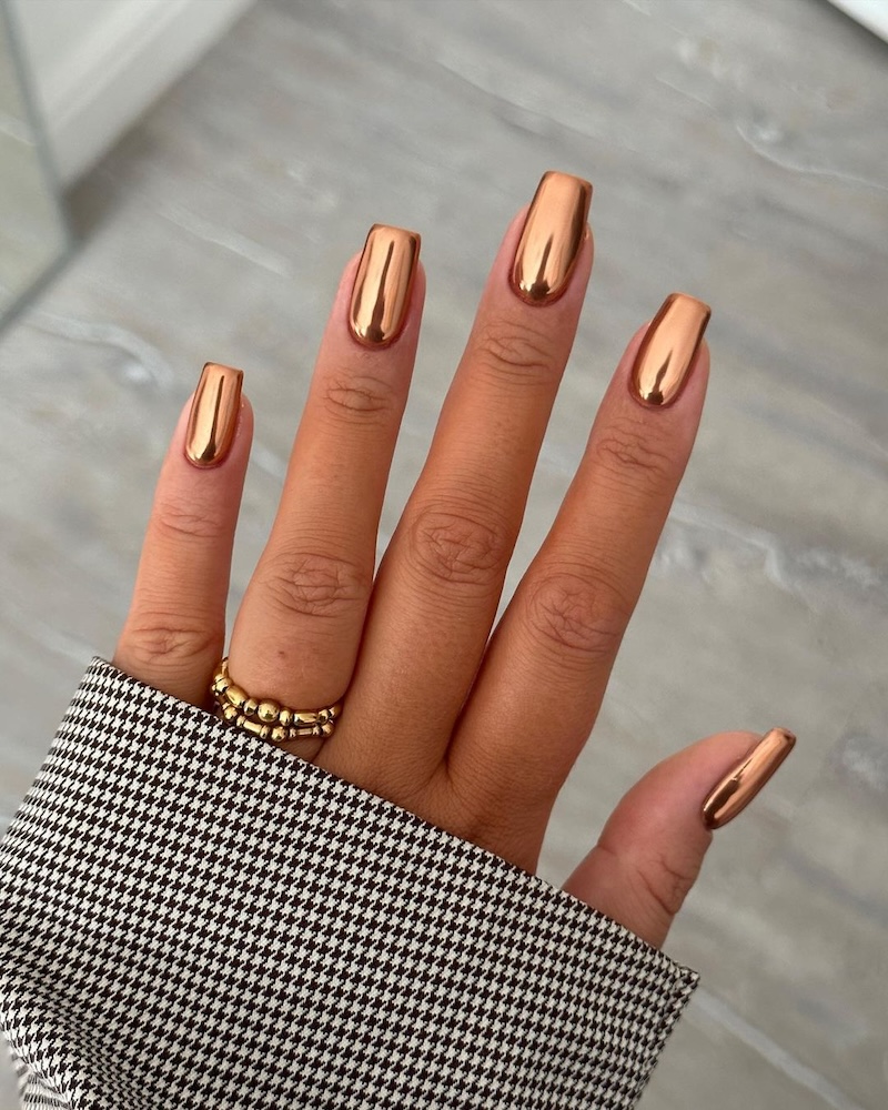 cliomakeup-smalto-oro-1