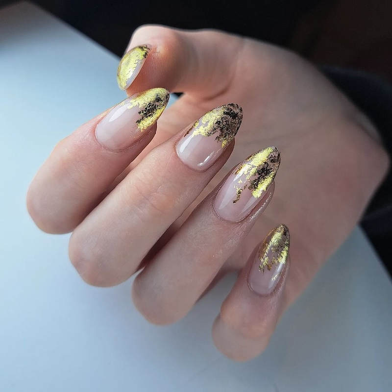 cliomakeup-smalto-oro-4