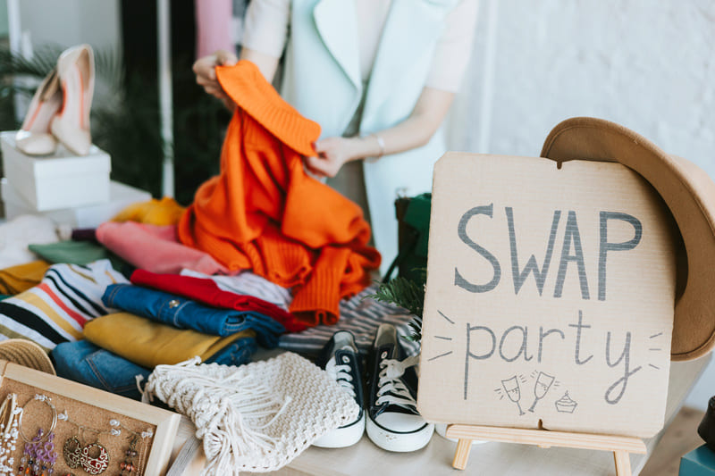 cliomakeup-come-rinnovare-guardaroba-swap-party