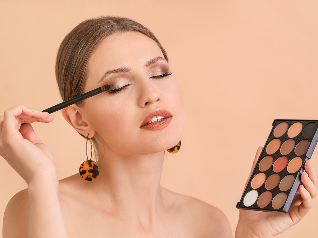 cliomakeup-come-sfumare-ombretto-1