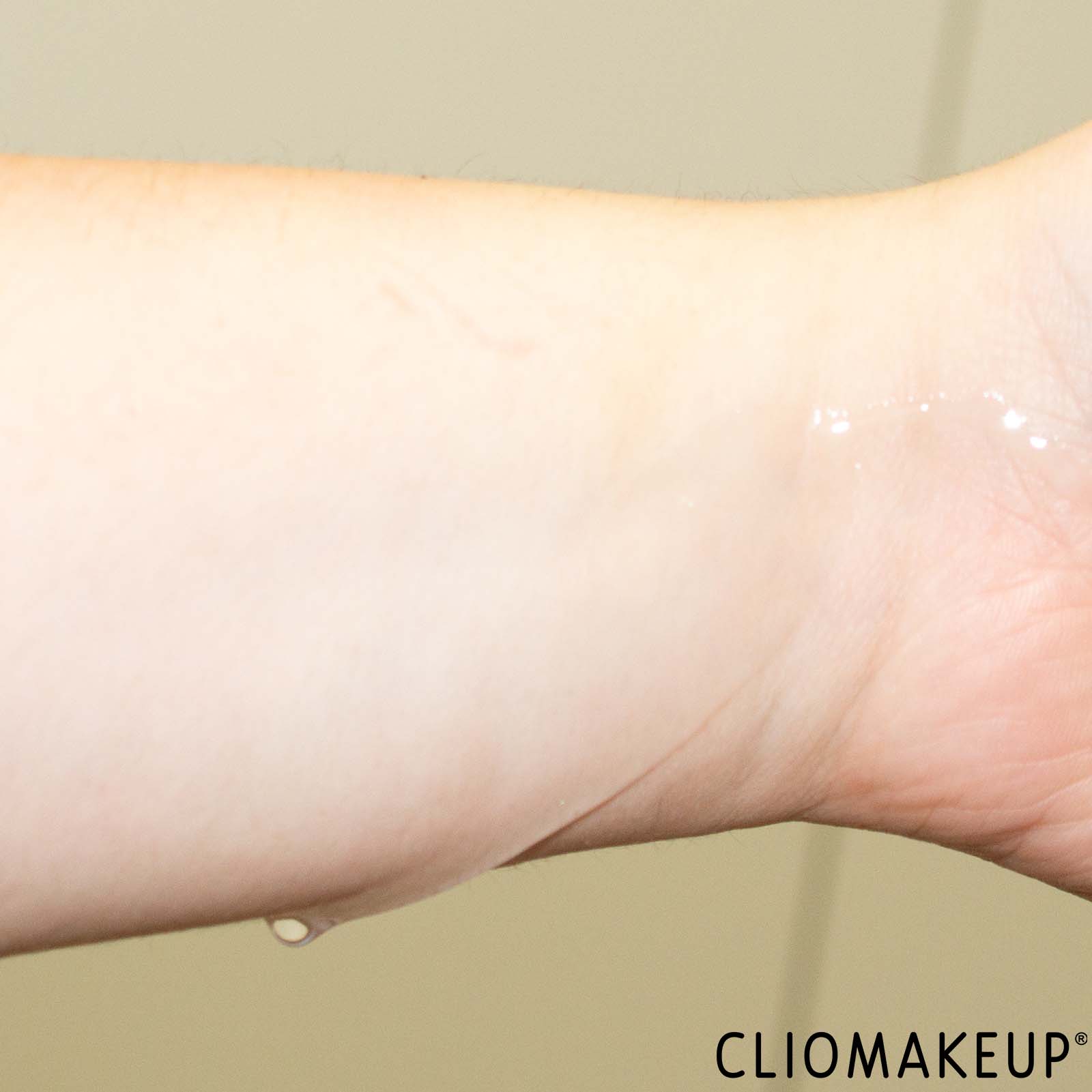 cliomakeup-recensione-detergente-viso-neutrogena-2-salicylic-acid-face-wash-5