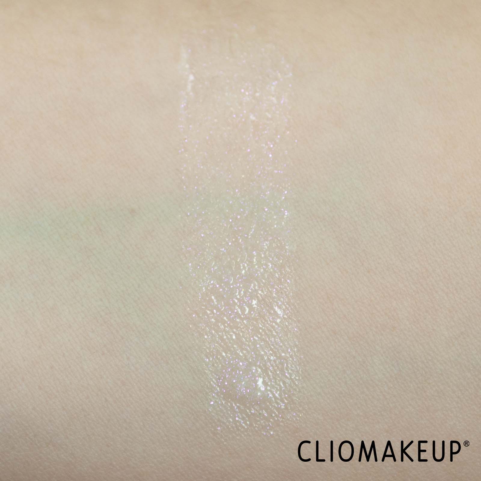 cliomakeup-recensione-olio-labbra-nyx-fat-oil-slick-click-shiny-lip-balm-7