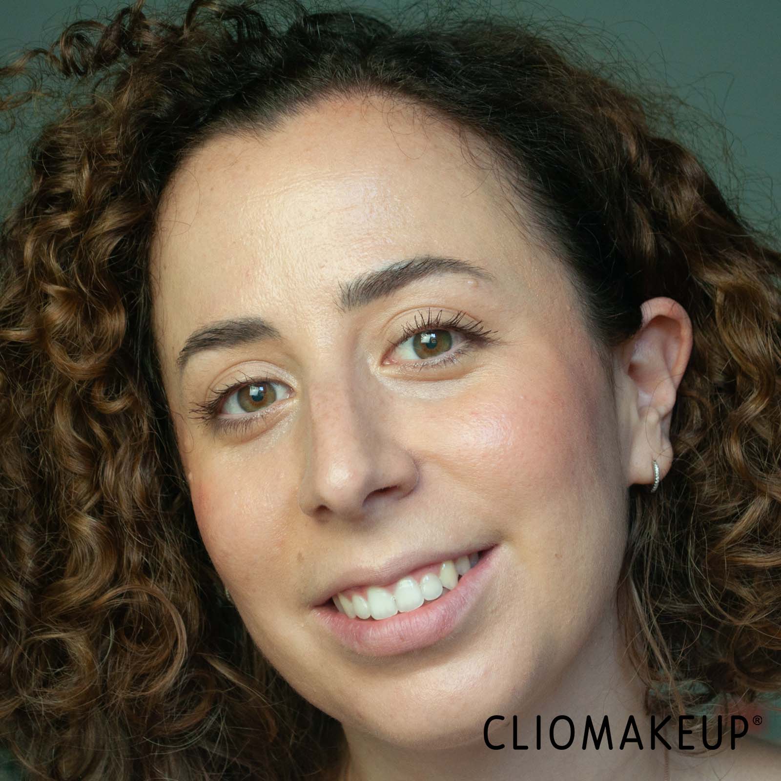 cliomakeup-recensione-protezione-solare-isdin-gel-cream-wet-skin-50 spf-intense-hydration-9