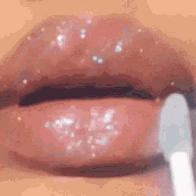 labbra-glossy-end