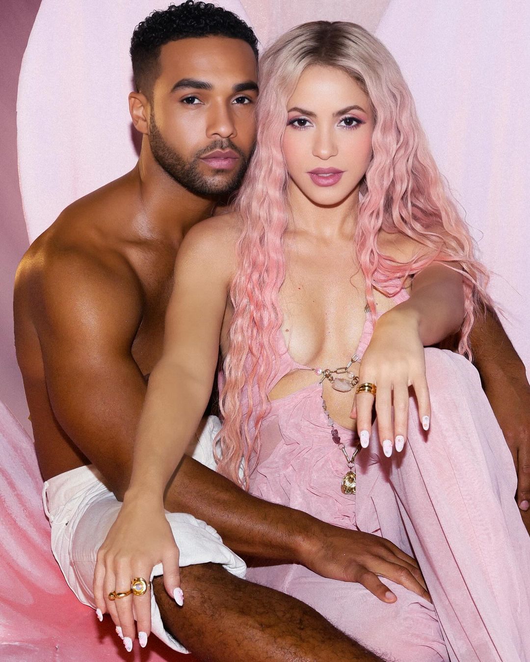 lucien-laviscount-shakira