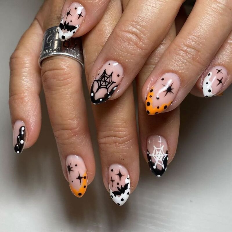 nail-art-halloween-french-pipistrelli