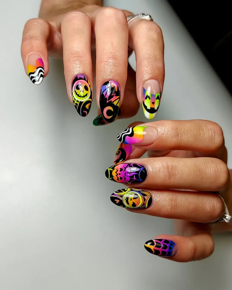 nail-art-halloween-the-nightmare-before-christmas