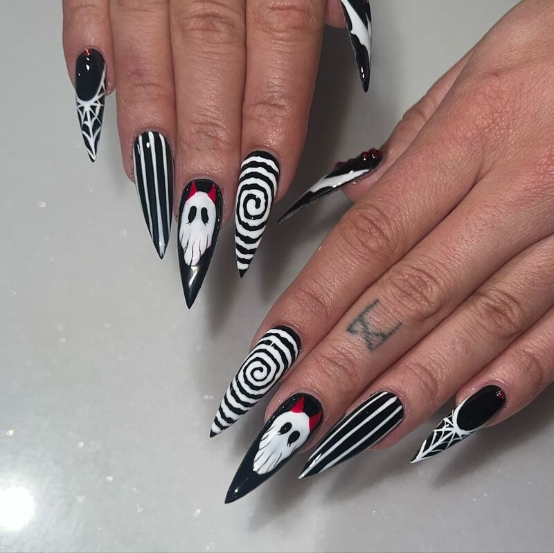 nail-art-halloween-vortici
