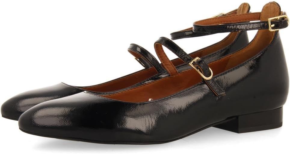 scarpe-mary-jane-autunno-2024-doppio-cinturino