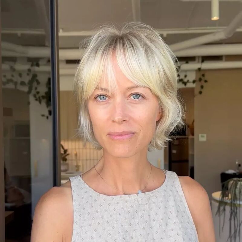 tagli-capelli-con-frangia-curtain-bangs