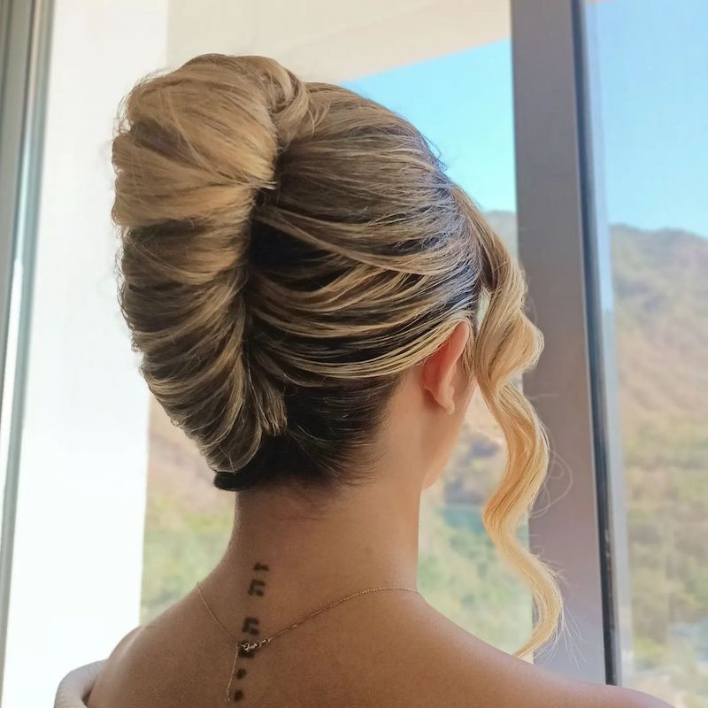 acconciature-anni-50-bun
