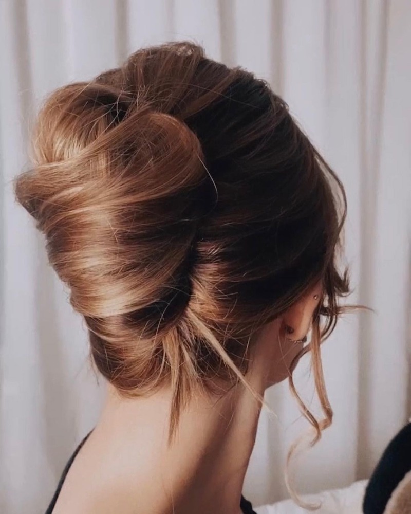 acconciature-anni-50-french-twist
