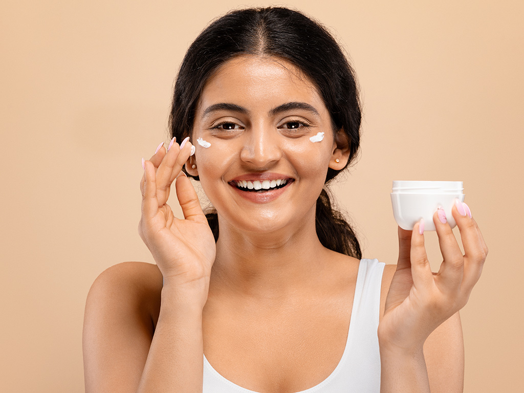 creme-viso-acido-ialuronico-copertina