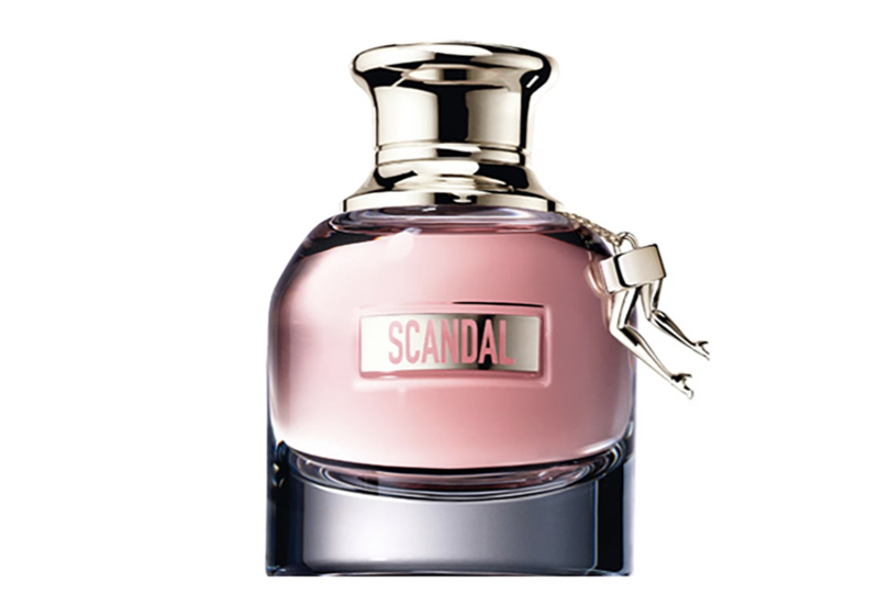migliori-profumi-donna-secondo-uomini-scandal