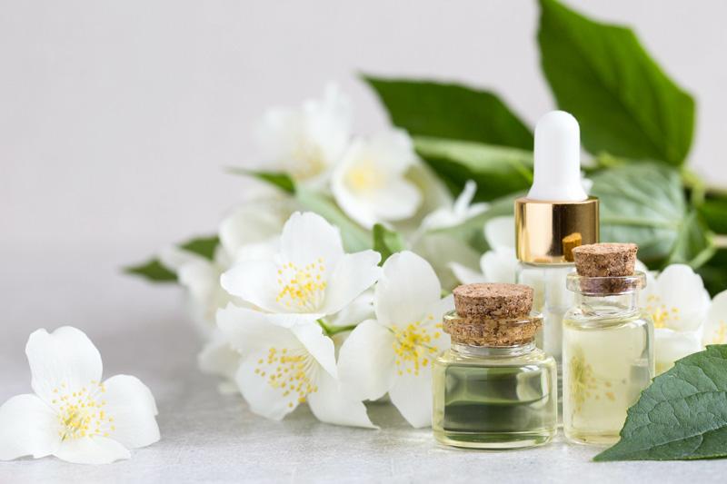 olio-corpo-profumato-fragranza-floreale
