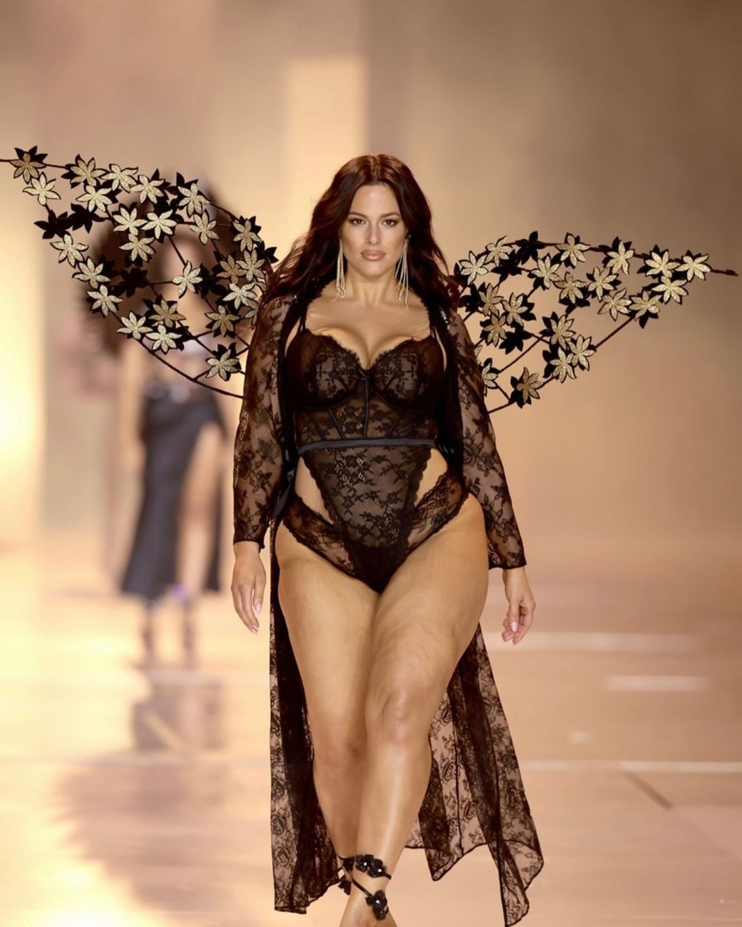 victoria-secret-sfilata-2024-ashley