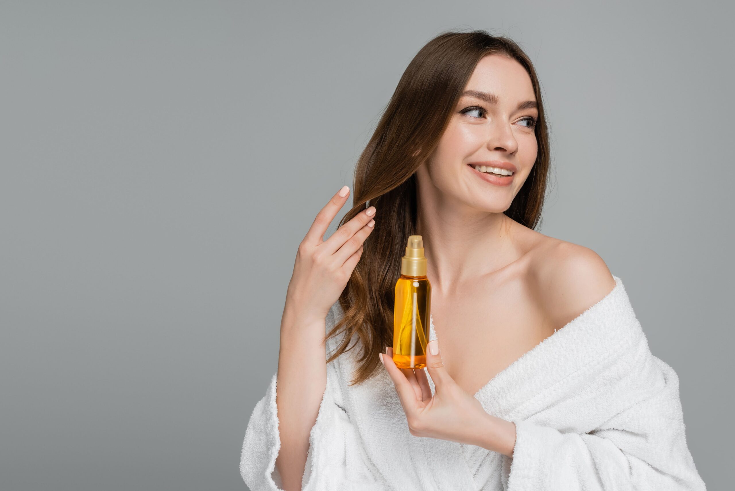 prodotti-antiage-capelli-donna